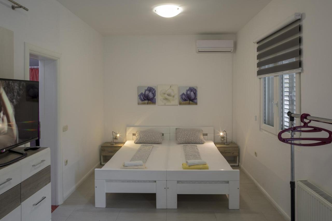 Apartments With A Parking Space Zuljana, Peljesac - 4573 Exteriér fotografie